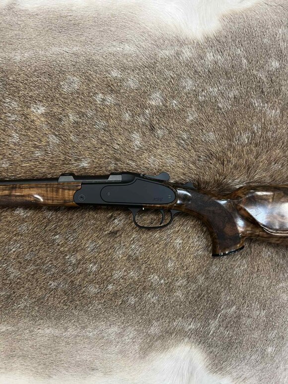 Nye rifler - Blaser - K95 BLACK EDITION NX GRADE 6 Nye rifler - Blaser - K95 BLACK EDITION NX GRADE 6