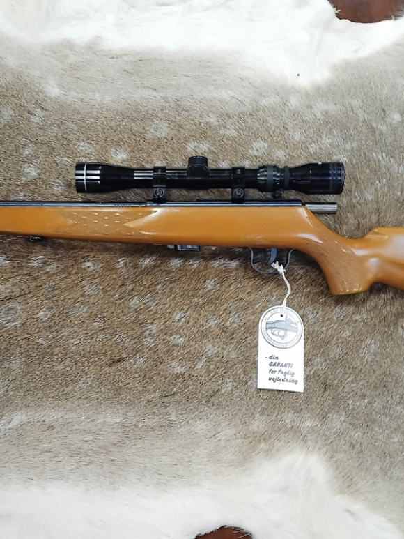Brugte rifler - Voere - MED KIKKERT Brugte rifler - Voere - MED KIKKERT