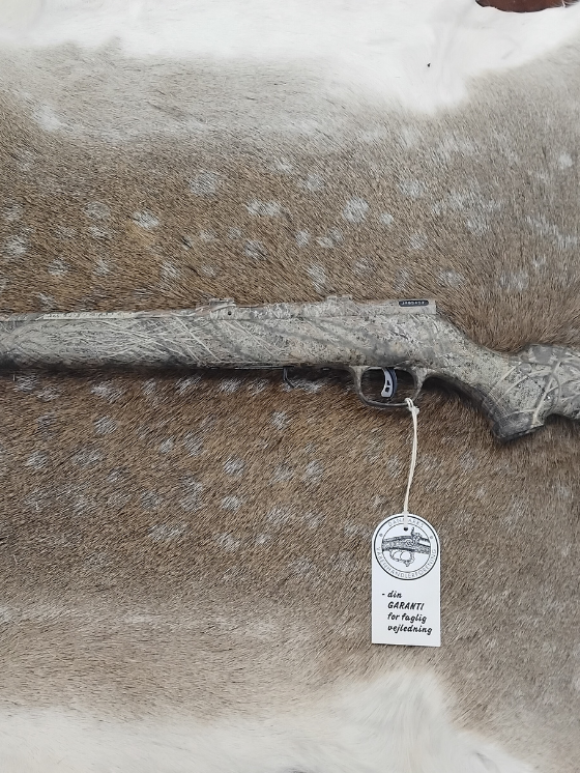 Rågeregulering - Savage - Savage 93 camo m. kal. 17 Hmr